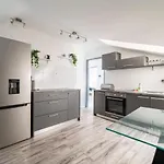 Center Mayess Aparment Apartment *