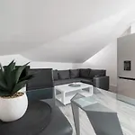 Center Mayess Aparment * Zadar